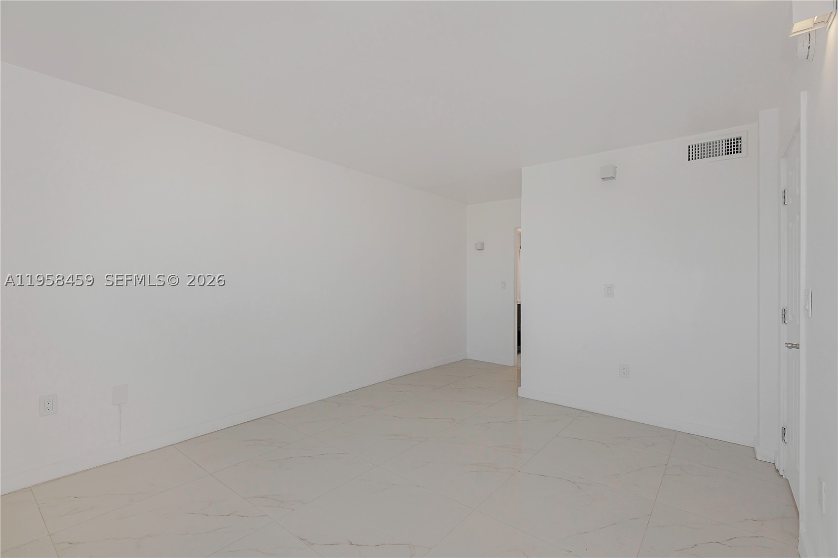 2851 Leonard Dr J405 Property Photo 22