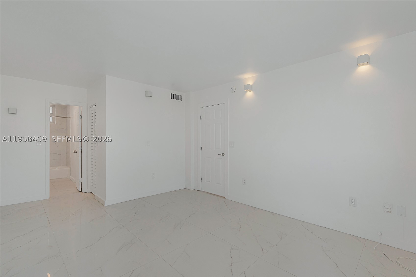 2851 Leonard Dr J405 Property Photo 23