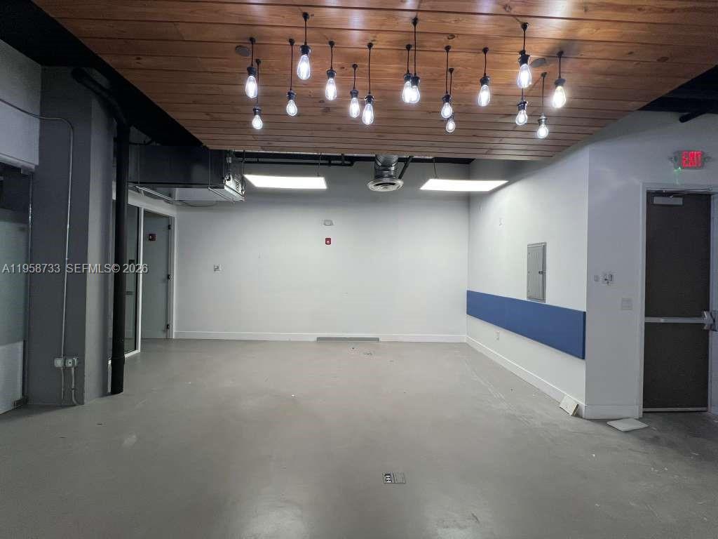 20200 W Dixie Hwy 1008 Property Photo 19