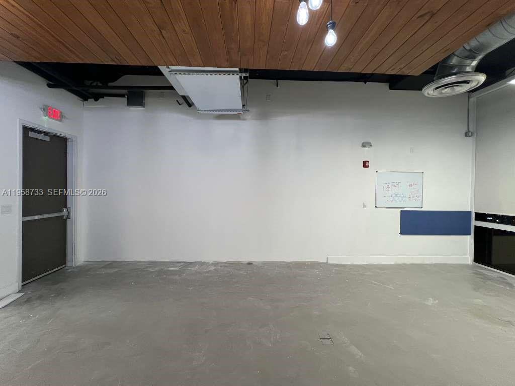 20200 W Dixie Hwy 1008 Property Photo 20