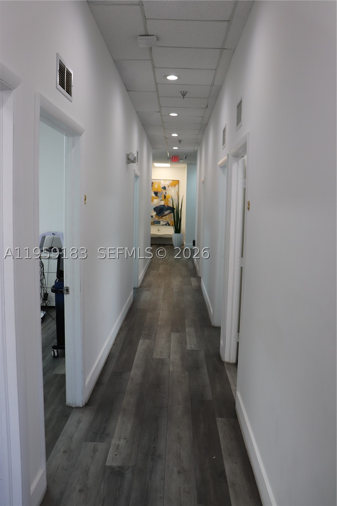 3724-3728 Davie Rd Property Photo 6
