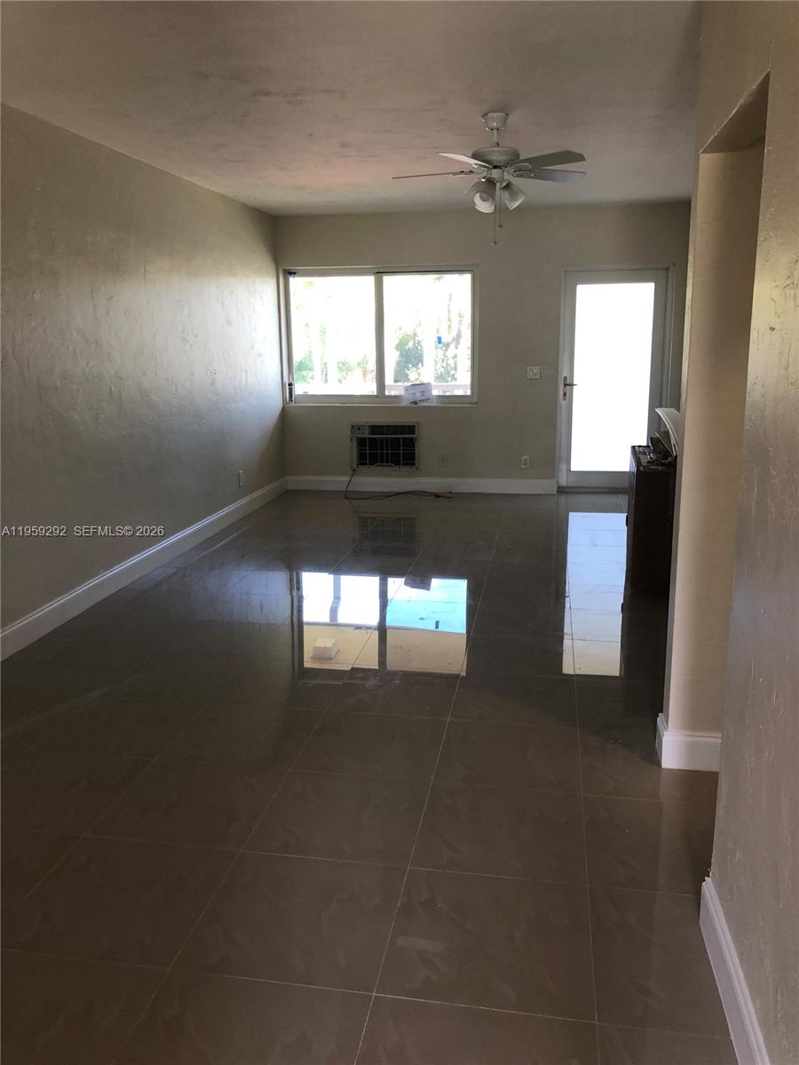 600 Layne Blvd 208 Property Photo 1