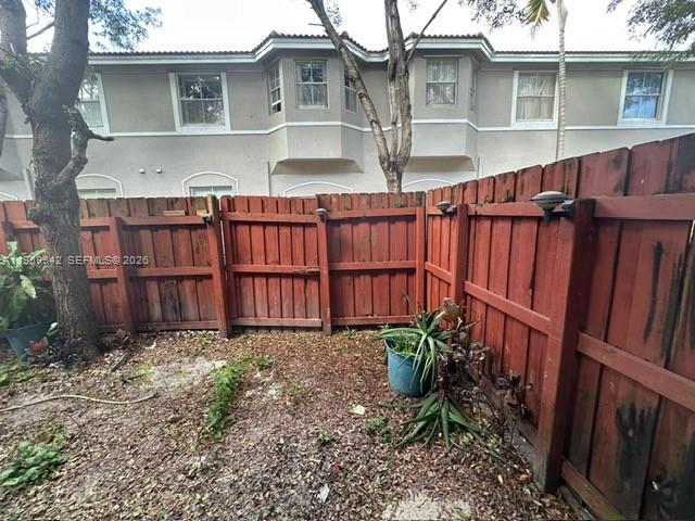 1661 Se 29th Ct 104 Property Photo 22