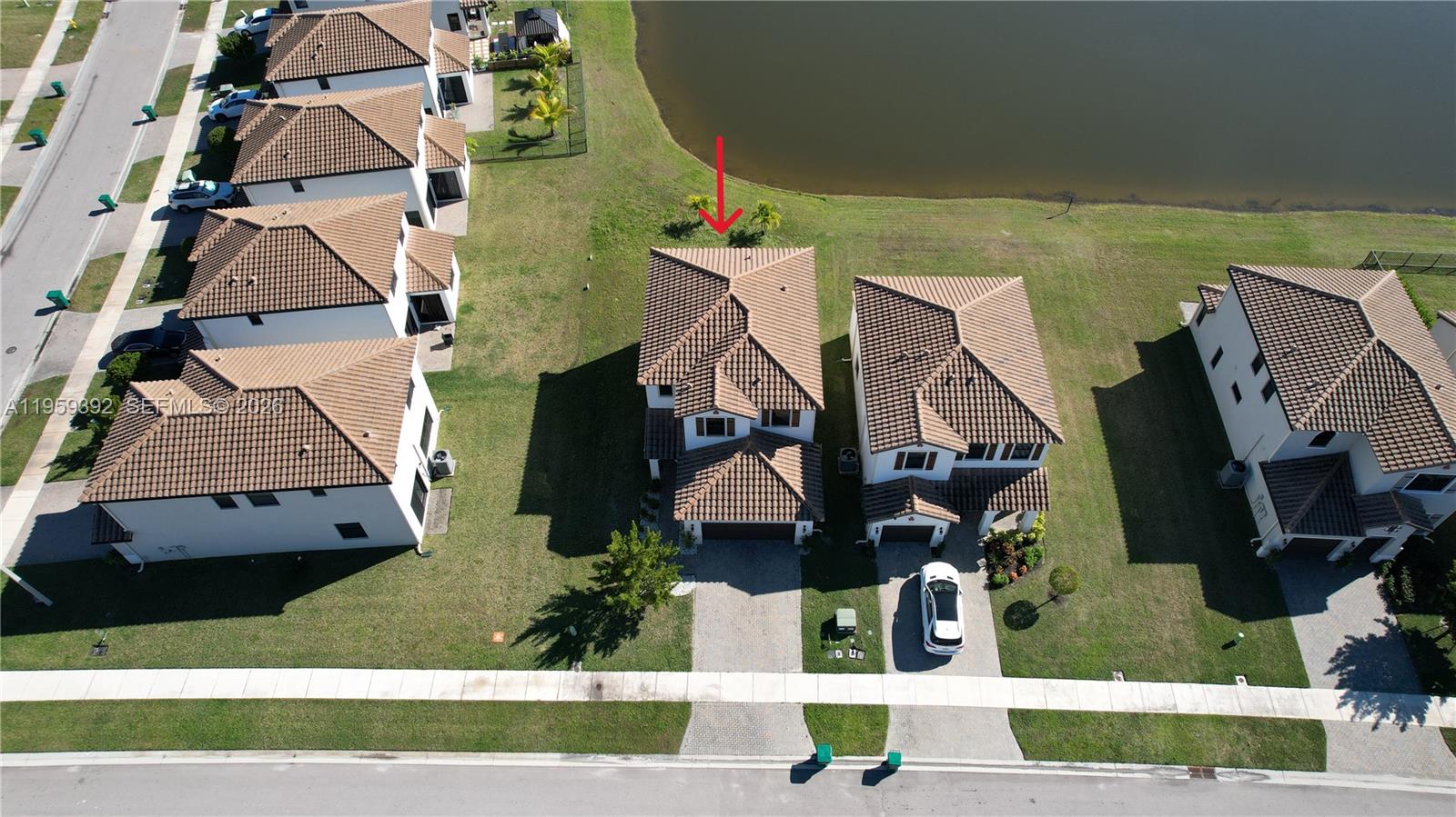 5632 Cerva Ln Property Photo 2
