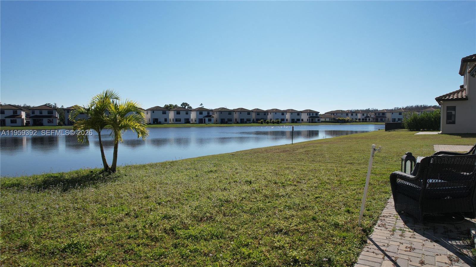 5632 Cerva Ln Property Photo 8