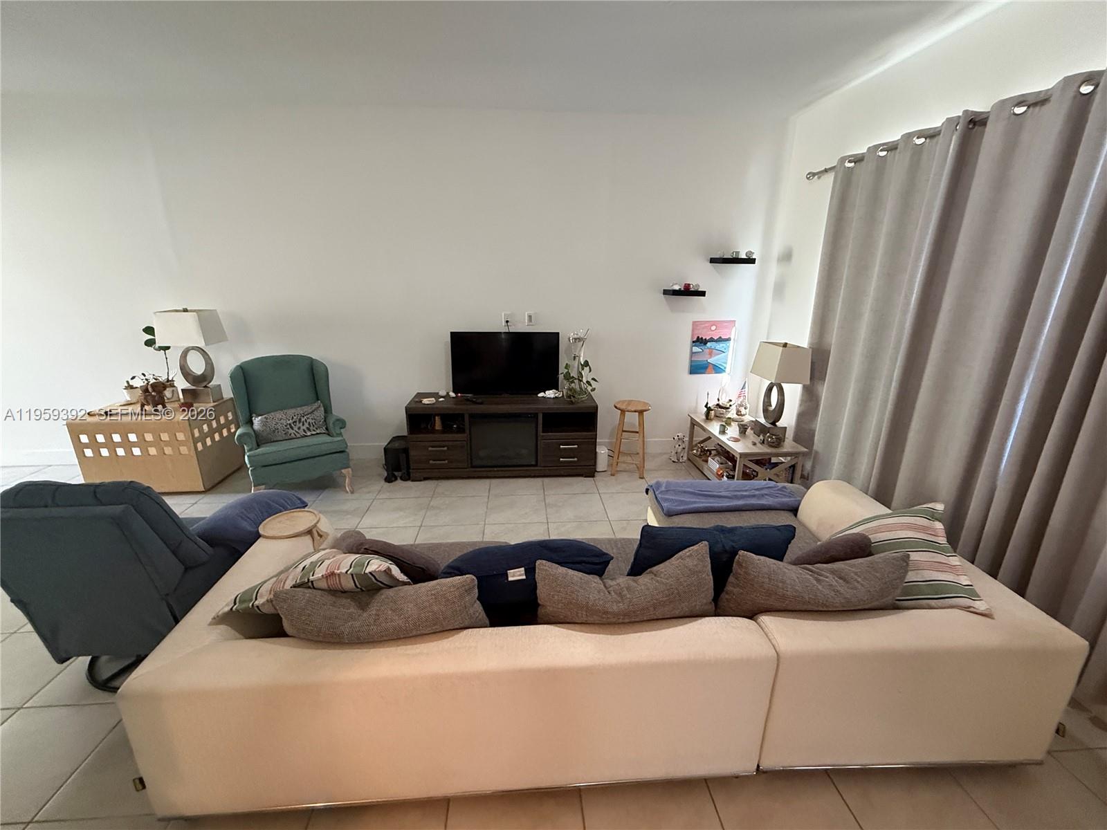 5632 Cerva Ln Property Photo 19