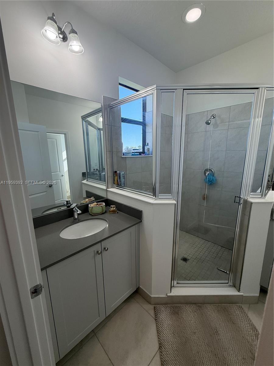 5632 Cerva Ln Property Photo 42