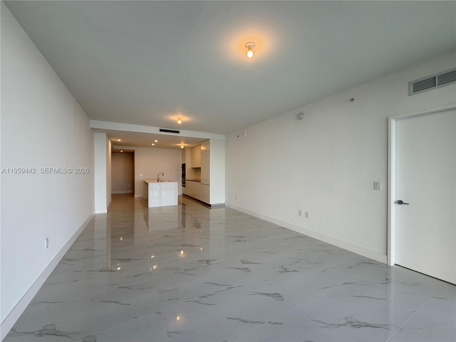 700 Ne 24 3503 Property Photo 10