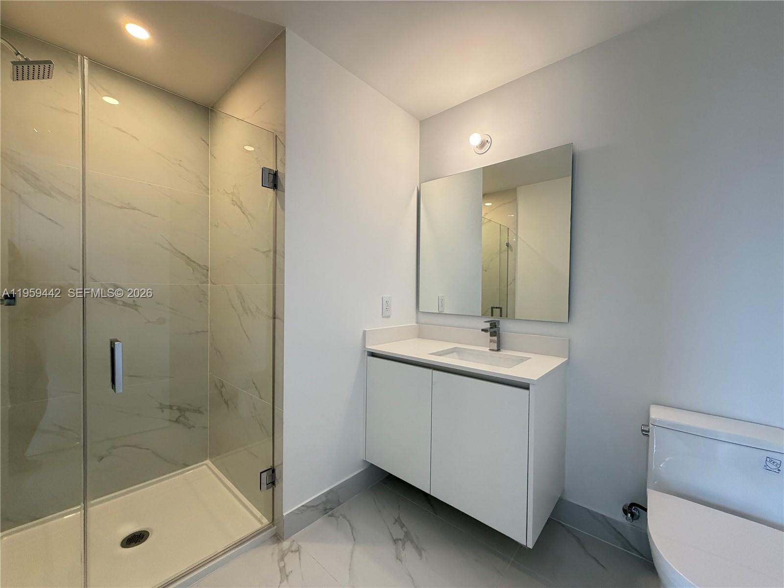 700 Ne 24 3503 Property Photo 20