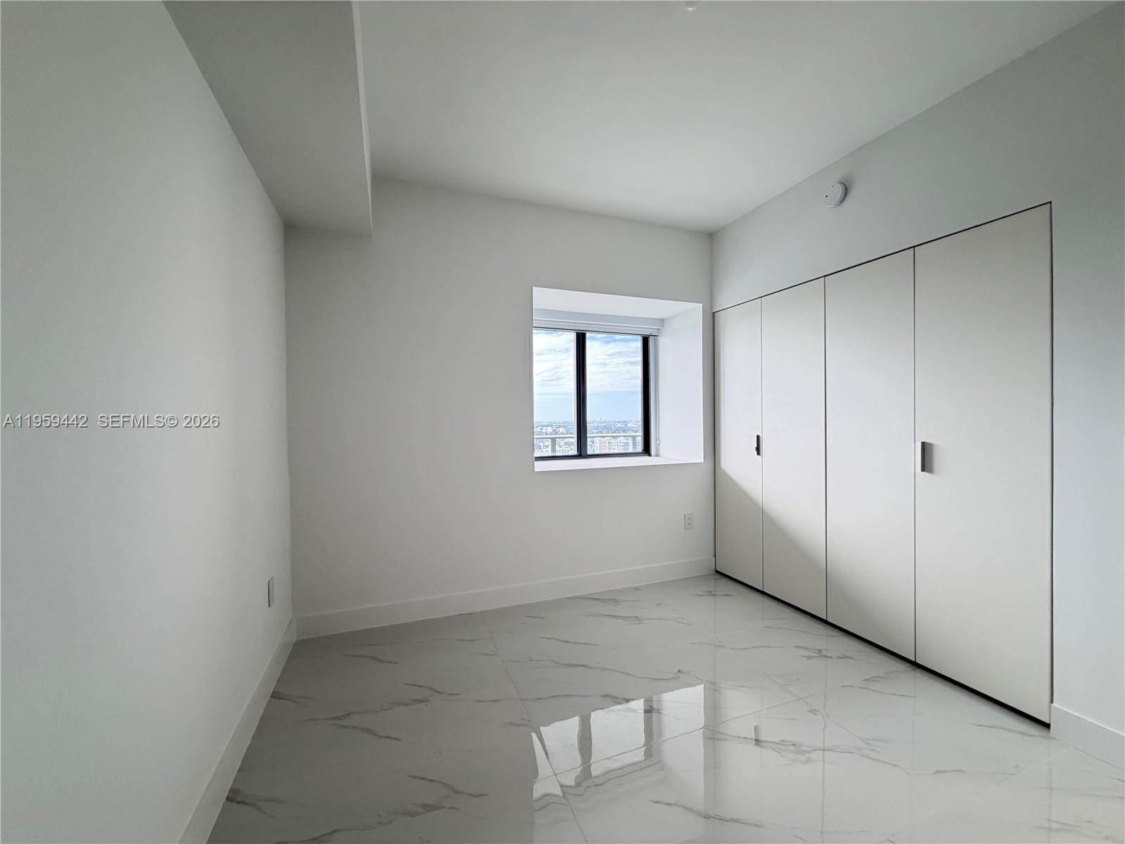 700 Ne 24 3503 Property Photo 21