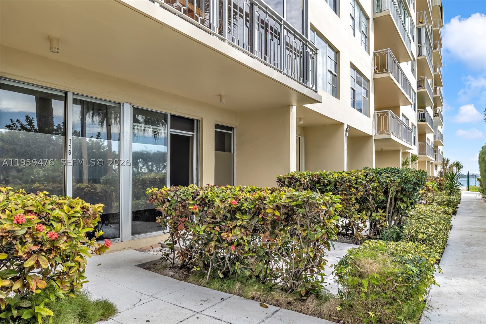 11111 Biscayne Blvd 116 Property Photo 18