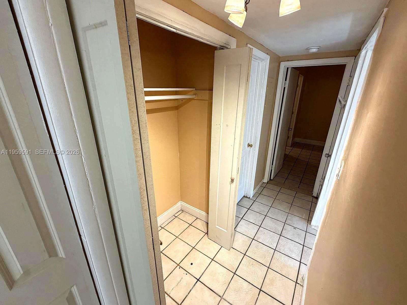 14407 Ne 5th Ave 14407 Property Photo 8
