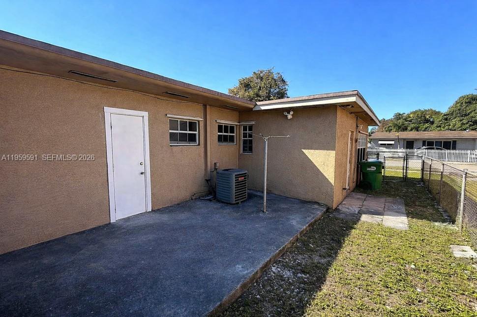 14407 Ne 5th Ave 14407 Property Photo 23