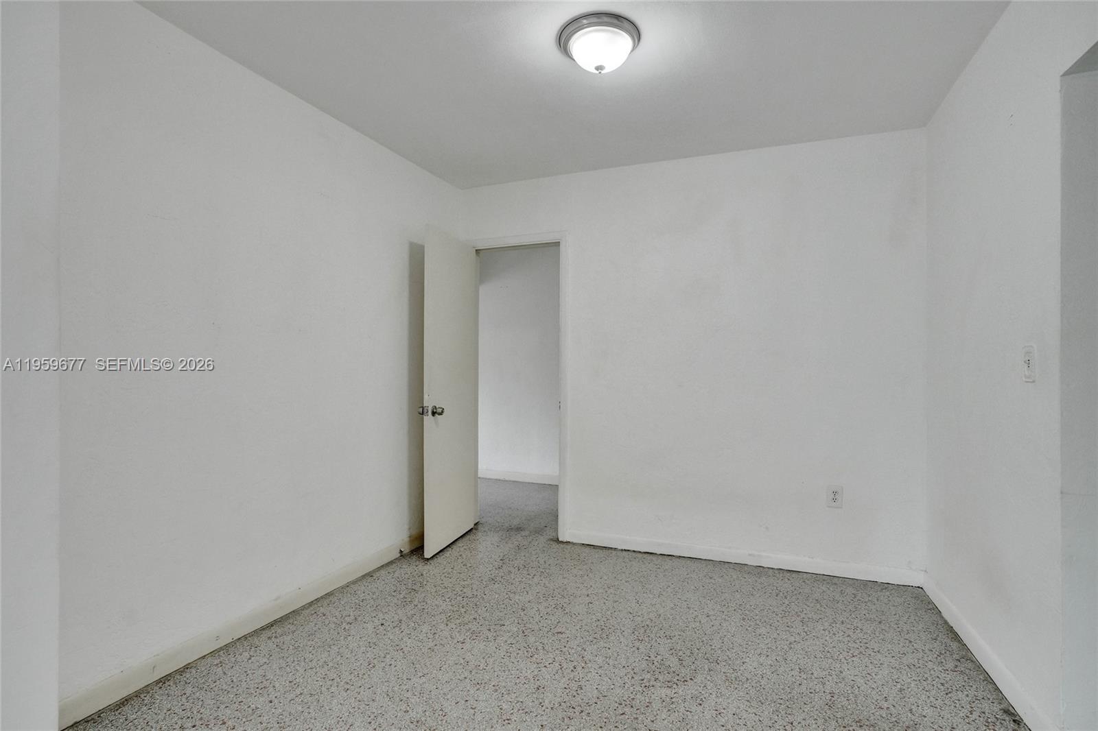18500 Ne 23rd Ct Property Photo 17