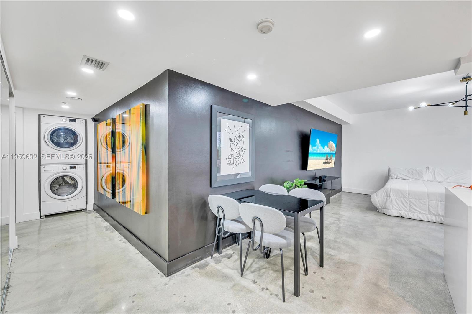 540 Brickell Key Dr 409 Property Photo 14