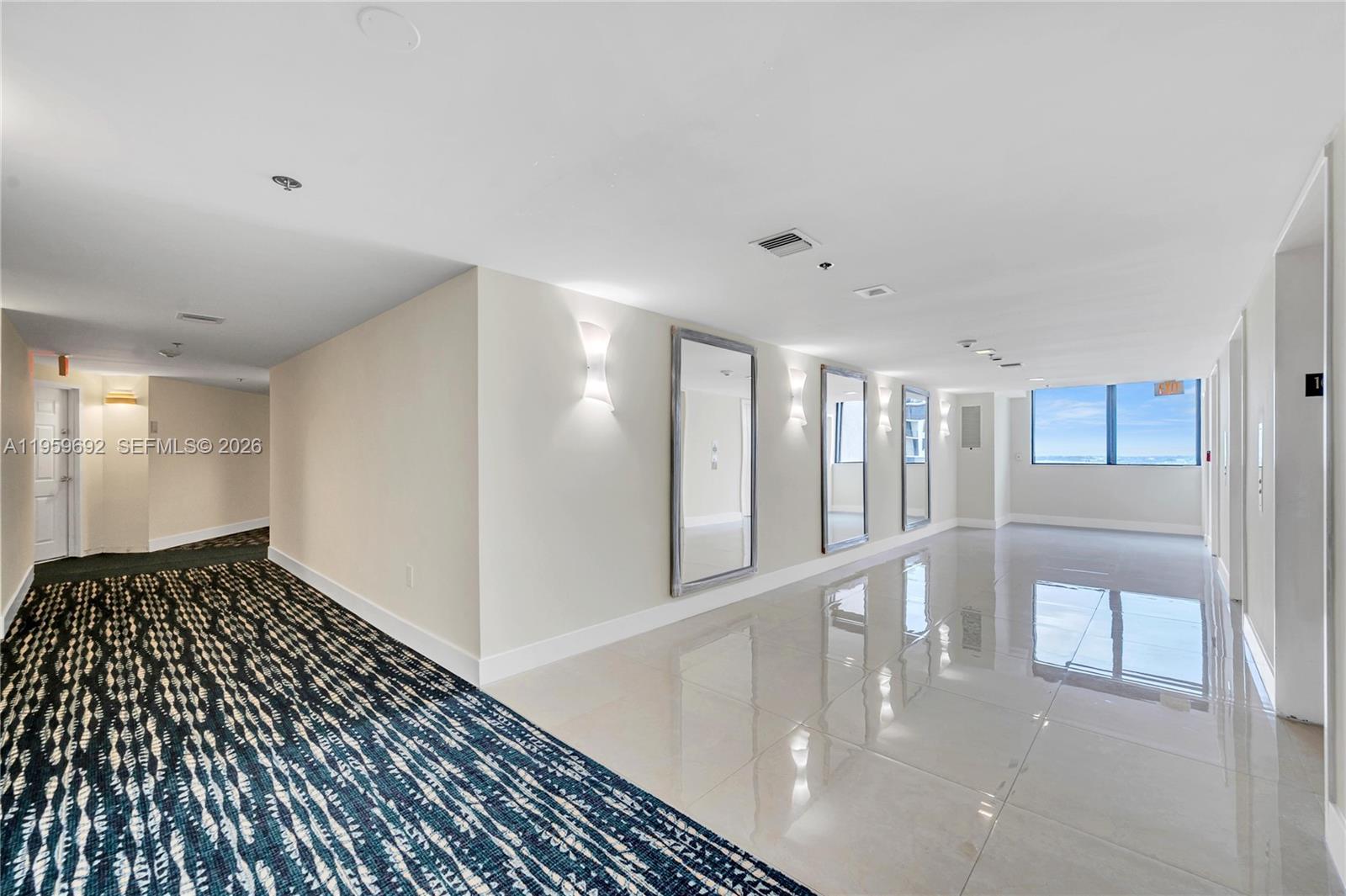 540 Brickell Key Dr 409 Property Photo 19