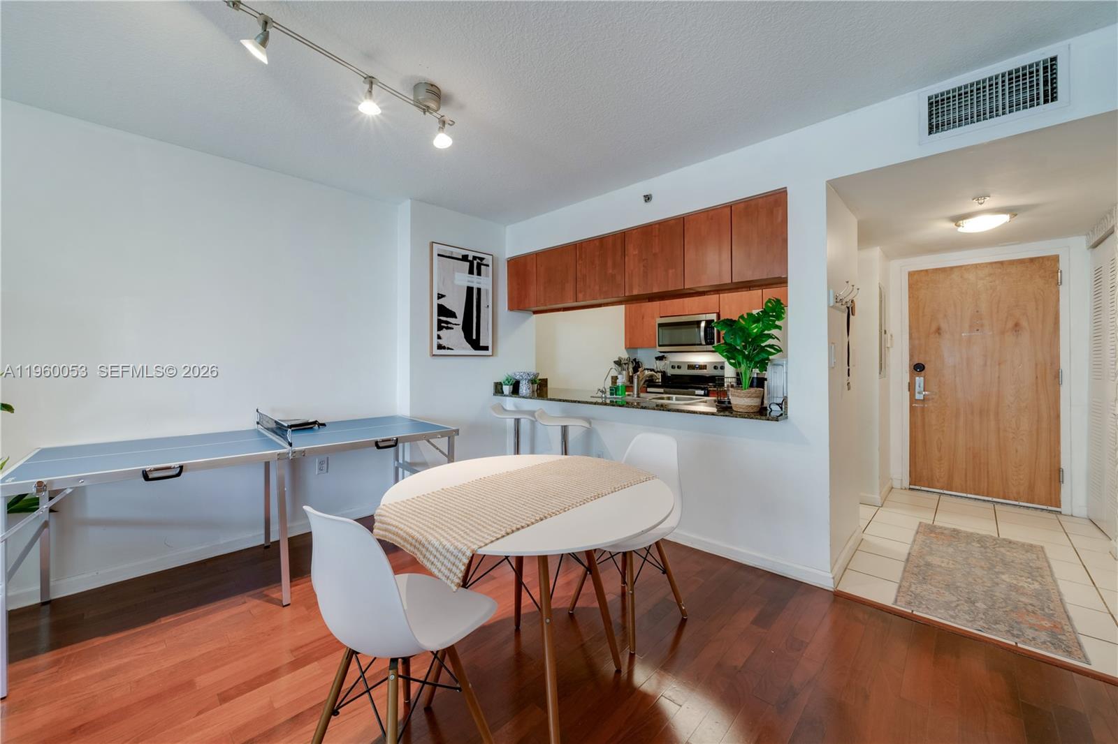 1200 Brickell Bay Dr 1705 Property Photo 11