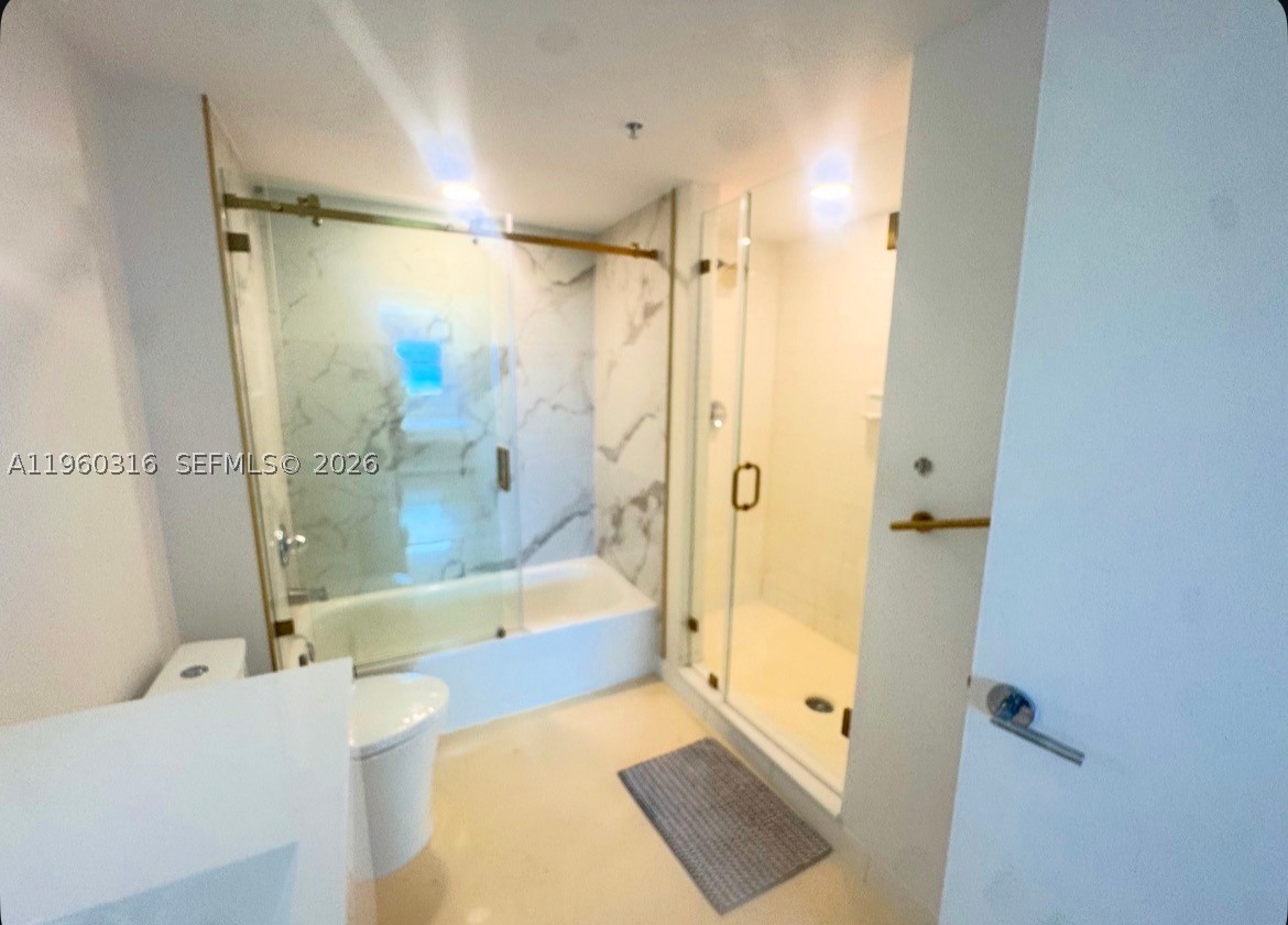 650 West Ave 1704 Property Photo 7