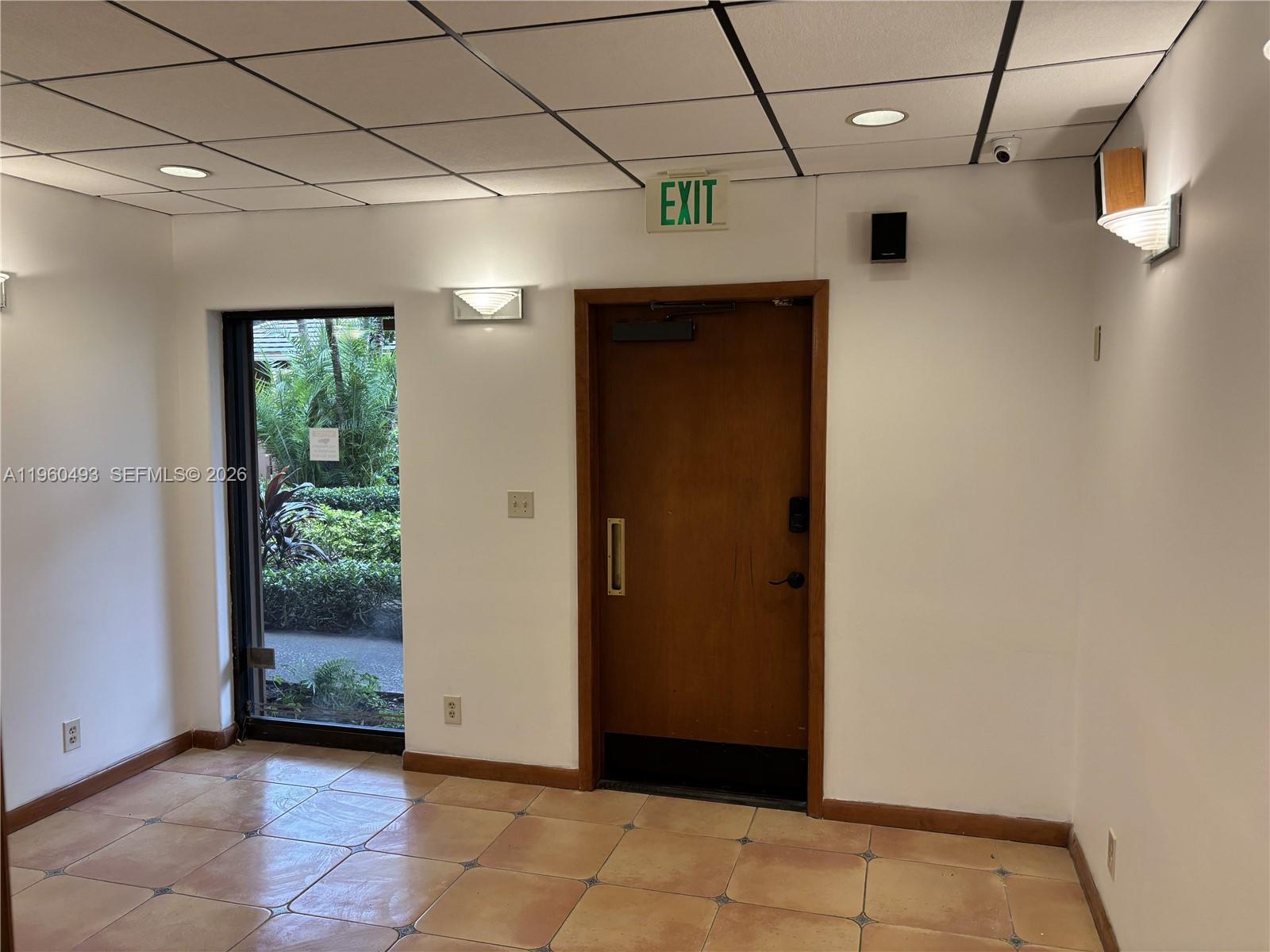 7800 W Oakland Park Blvd Bld-b #102 Property Photo 6