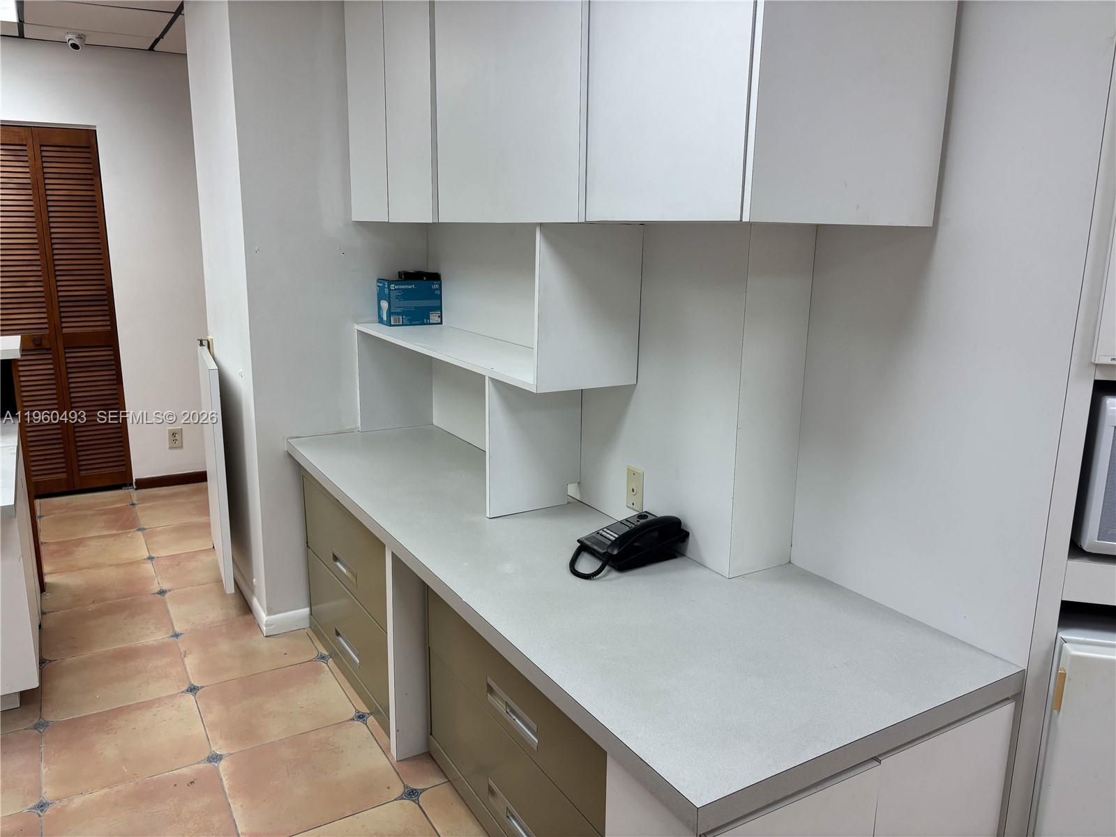 7800 W Oakland Park Blvd Bld-b #102 Property Photo 11