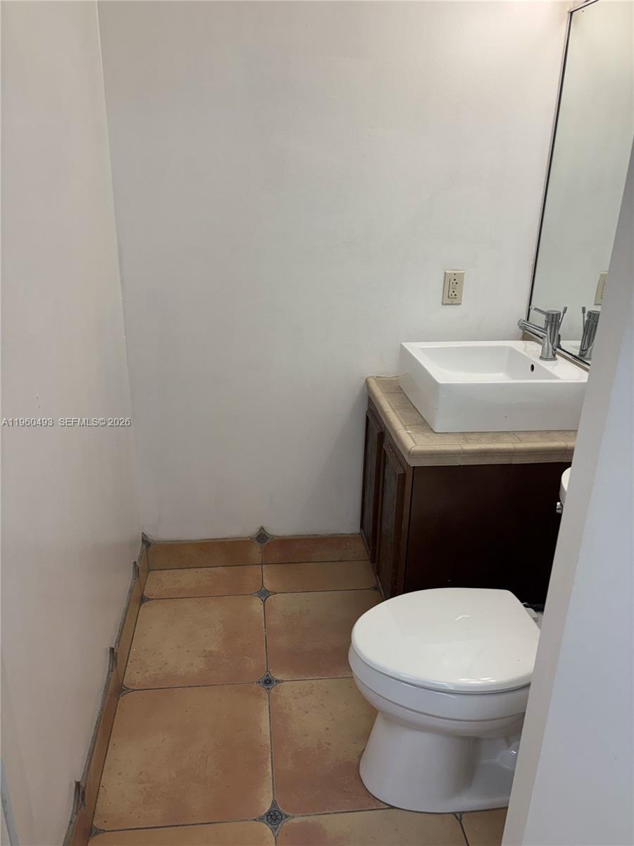 7800 W Oakland Park Blvd Bld-b #102 Property Photo 19