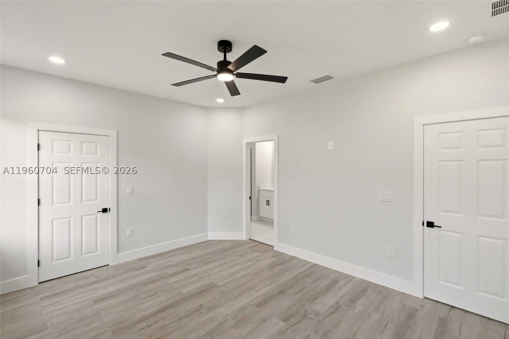 3825 Citroen Dr Property Photo 12