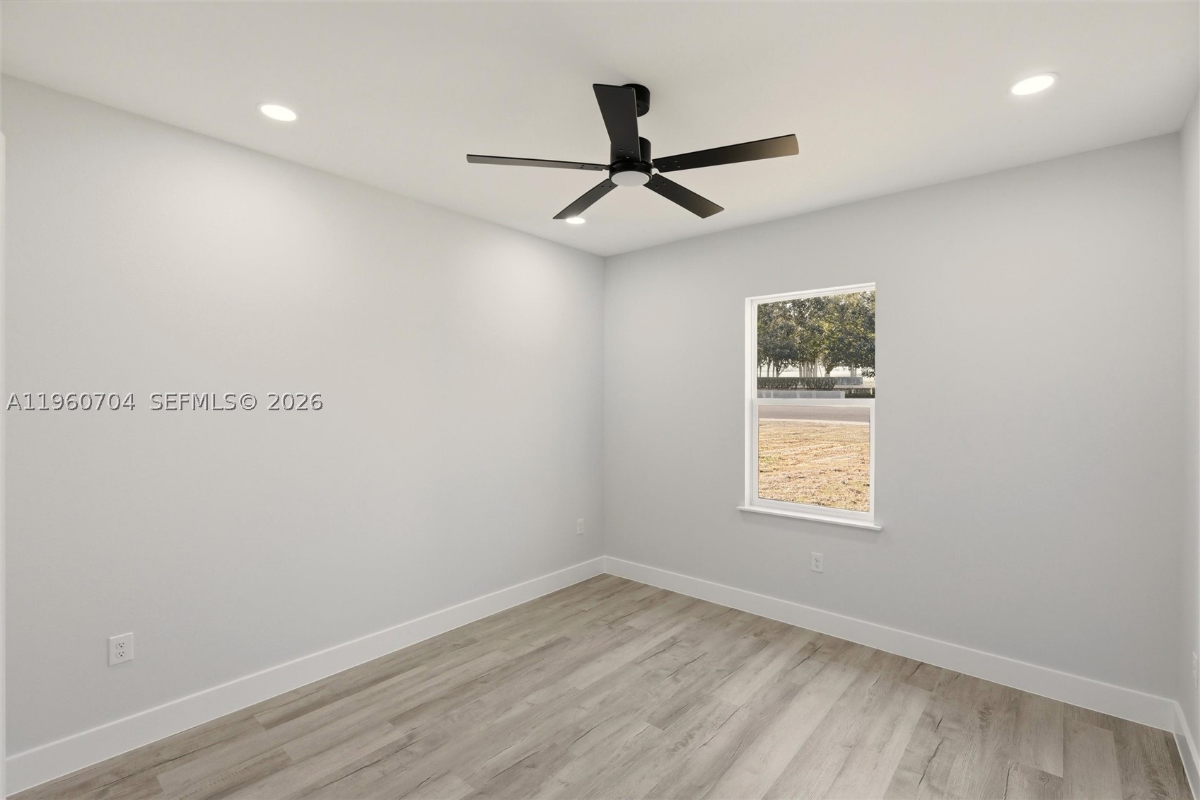 3825 Citroen Dr Property Photo 18