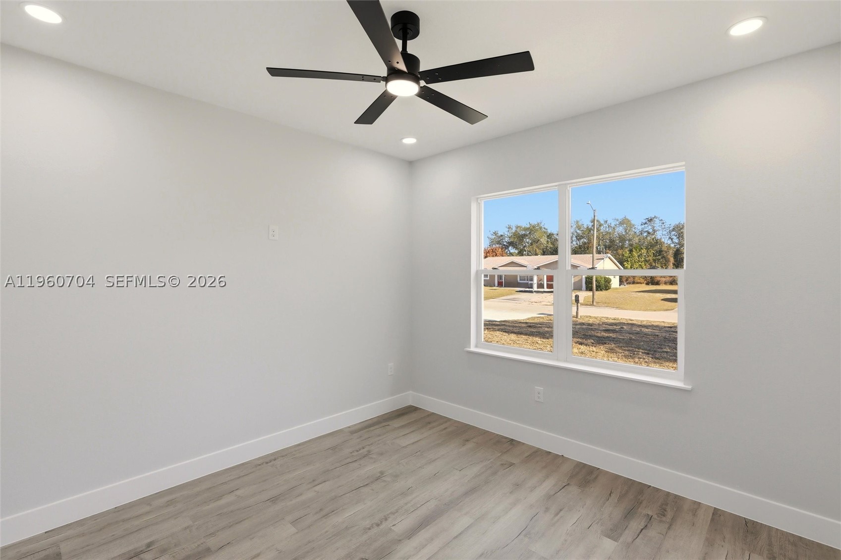 3825 Citroen Dr Property Photo 24