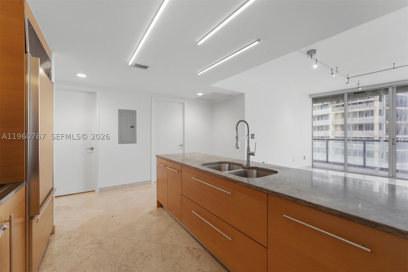 475 Brickell Ave 3513 Property Photo 6