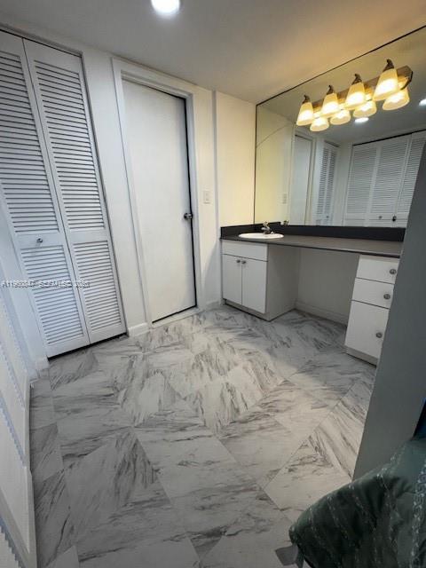 100 Bayview Dr 319 Property Photo 11
