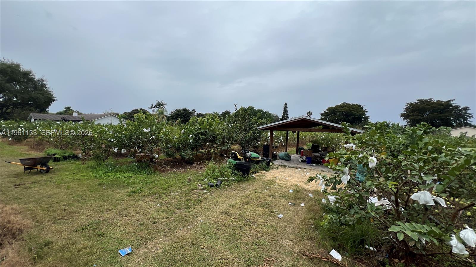A11961133 Property Photo 11
