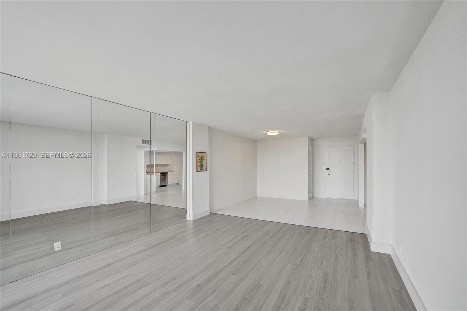 1600 S Ocean Dr 16b Property Photo 25