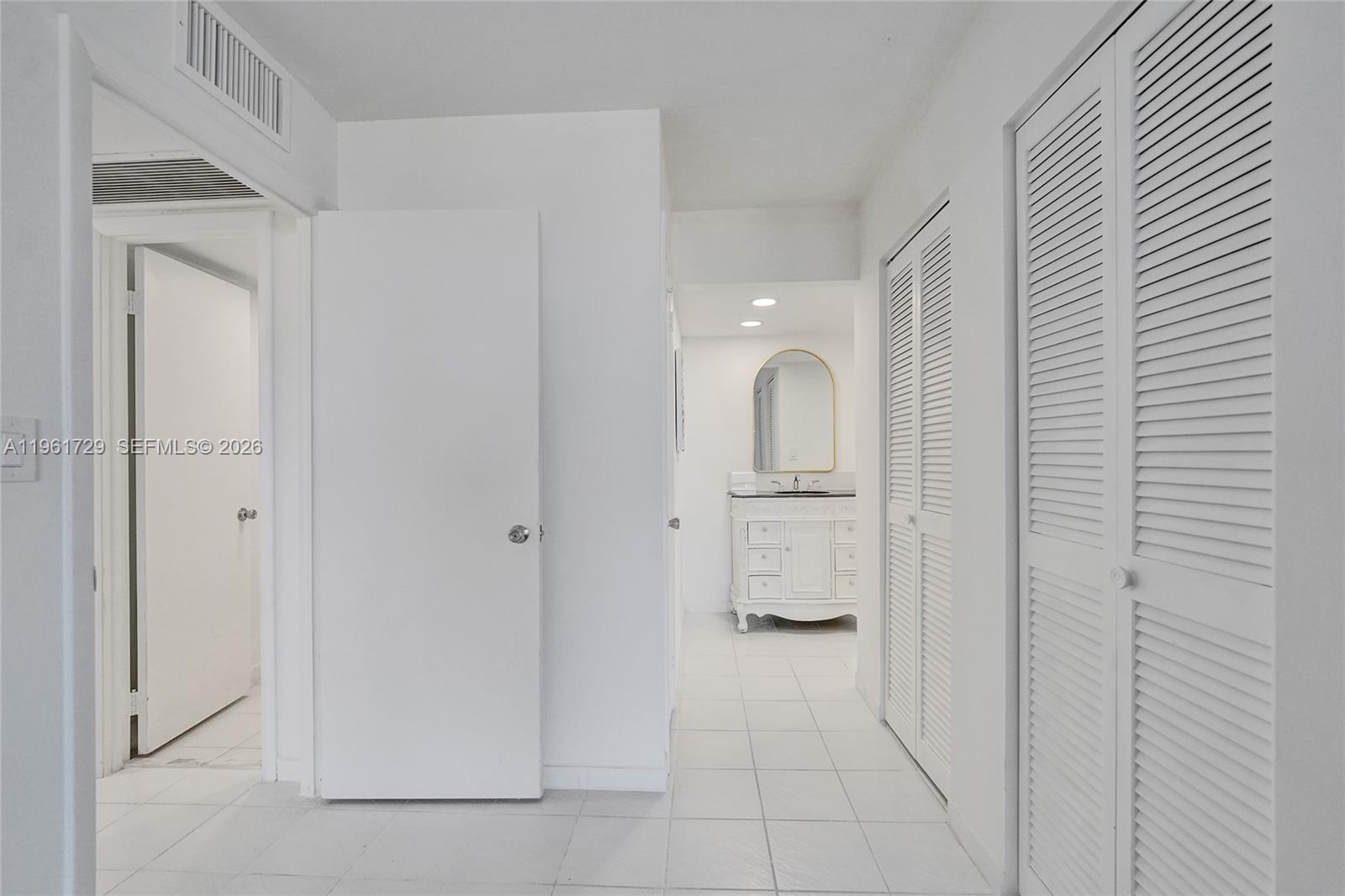 1600 S Ocean Dr 16b Property Photo 45