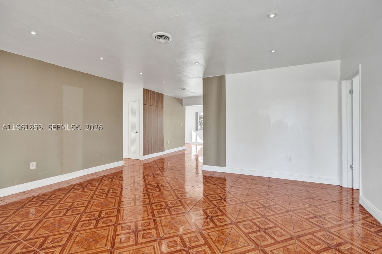 6617 Dahlia Dr Property Photo 10