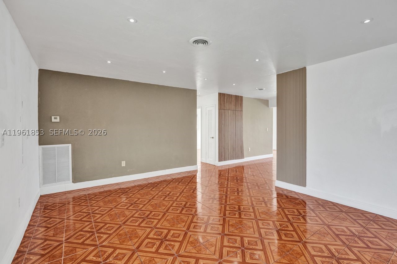 6617 Dahlia Dr Property Photo 11
