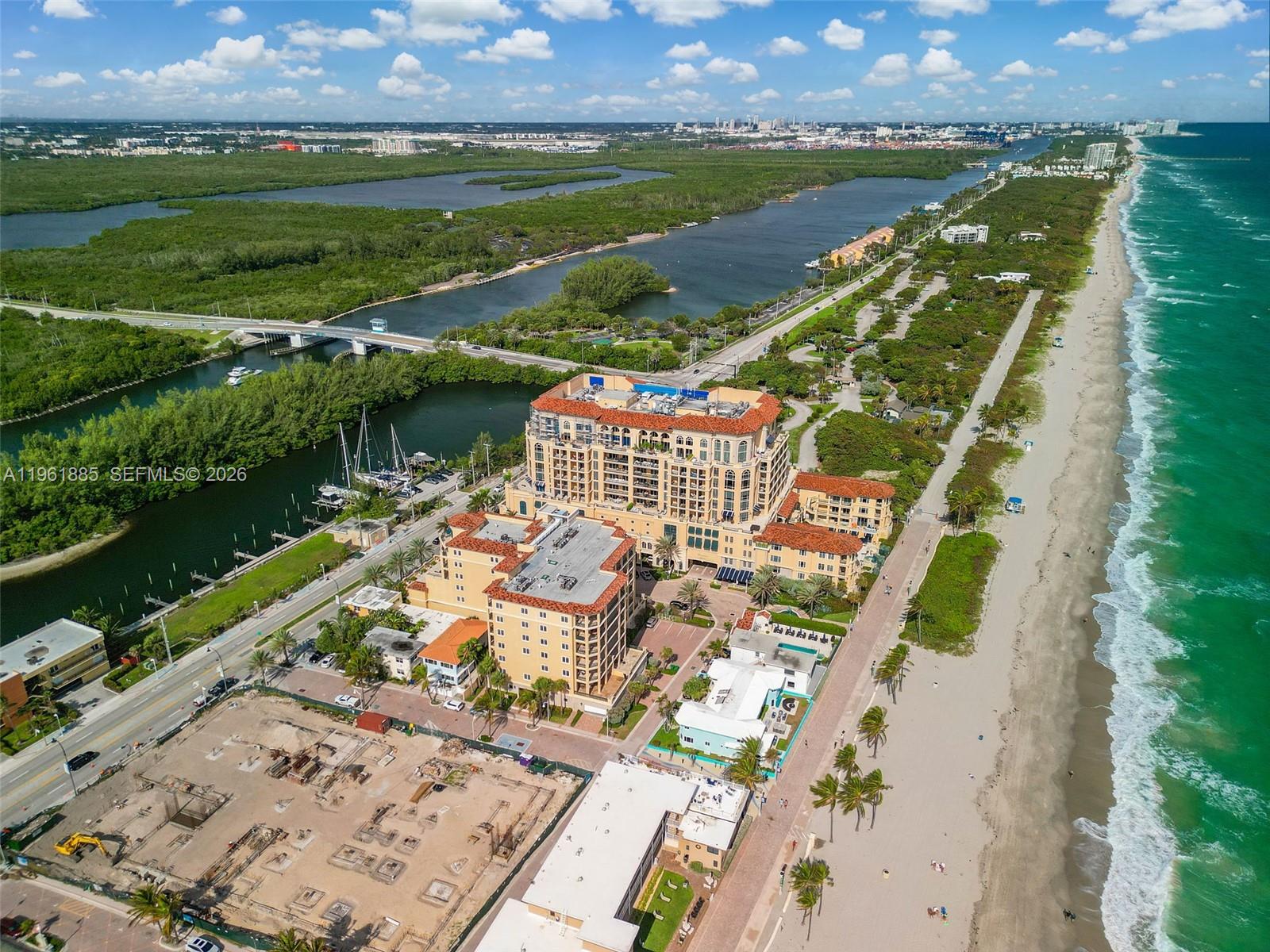 3415 N Ocean Dr 204 Property Photo 13