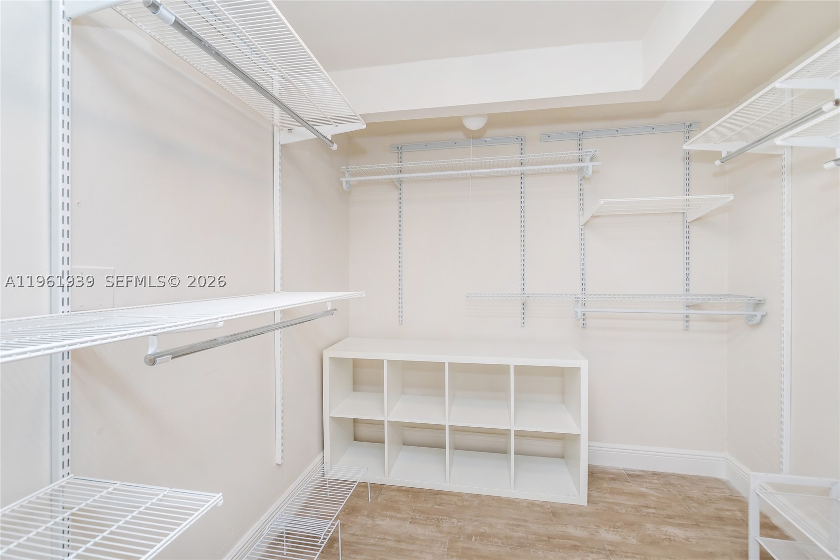 310 Harbor Ct Property Photo 17