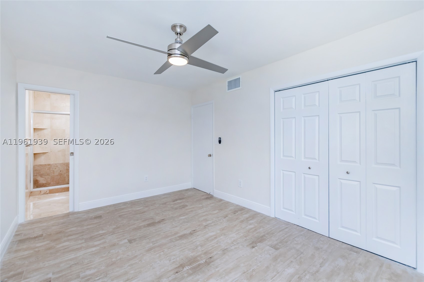 310 Harbor Ct Property Photo 20