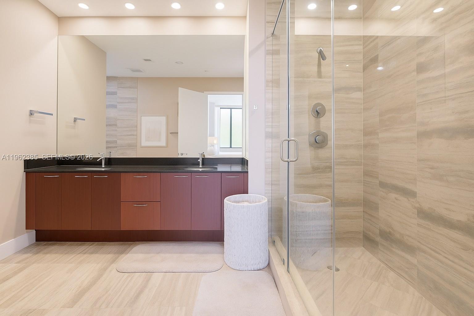 16001 Collins Ave 3605 Property Photo 21