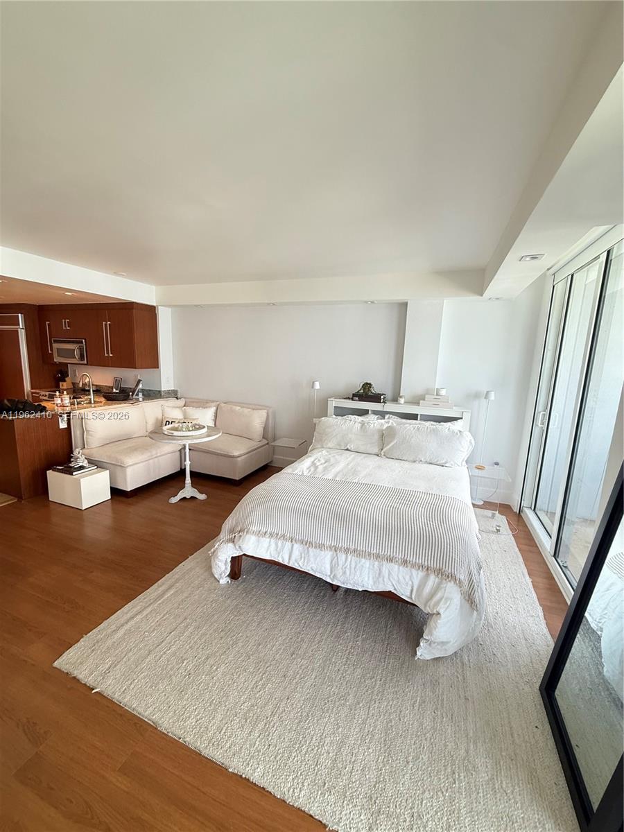 10275 Collins Ave 1402 Property Photo 11