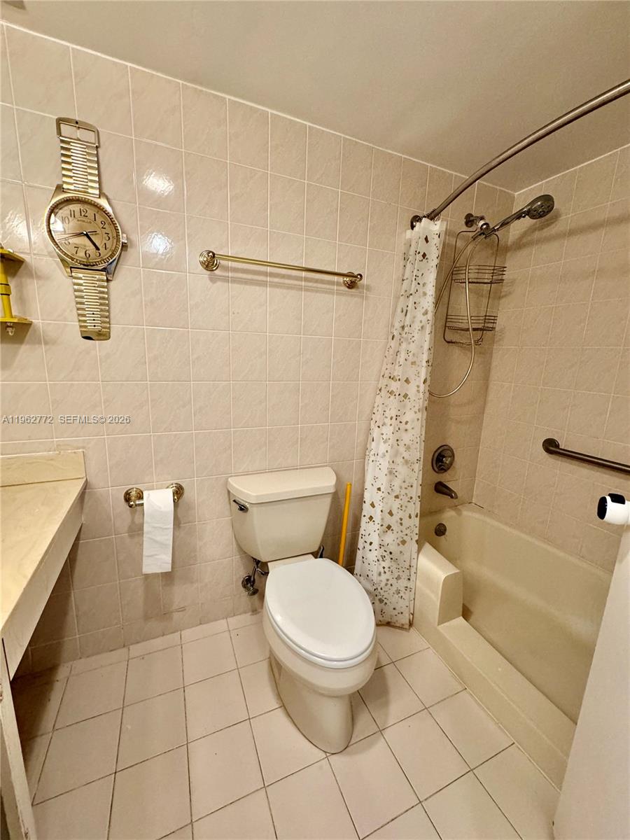 251 174th St 1715 Property Photo 20