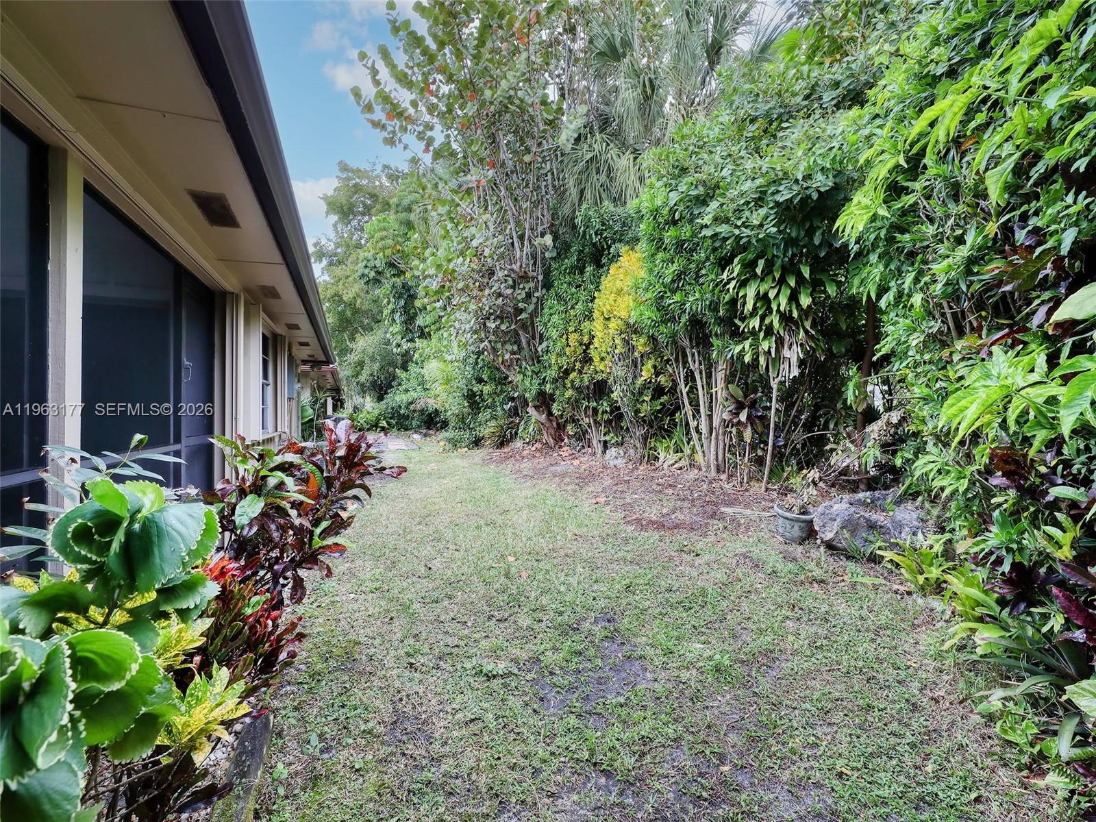 1901 Coquina Way Property Photo 12