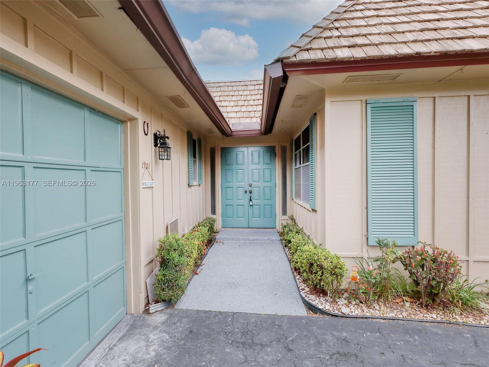 1901 Coquina Way Property Photo 32