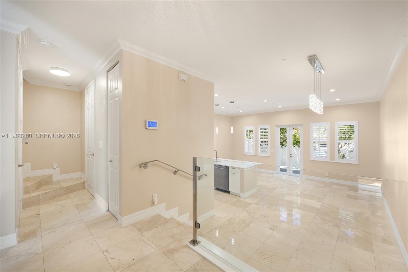 3425 Norfolk St Property Photo 4