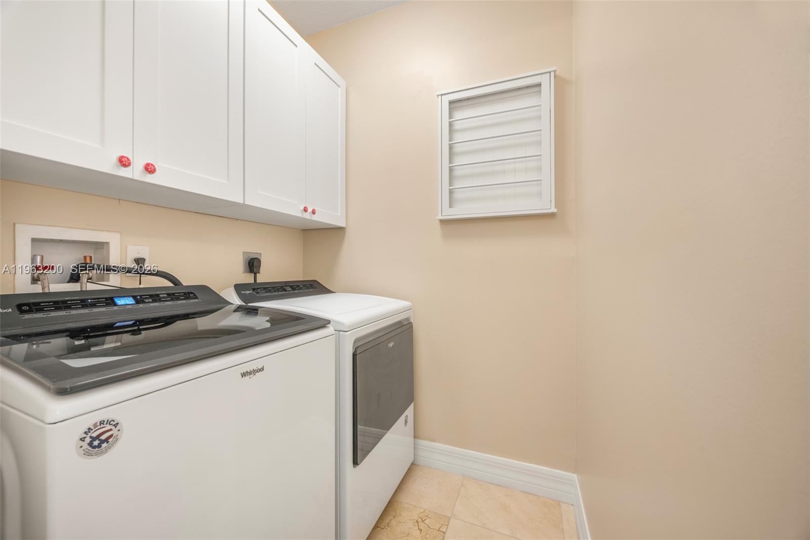 3425 Norfolk St Property Photo 10