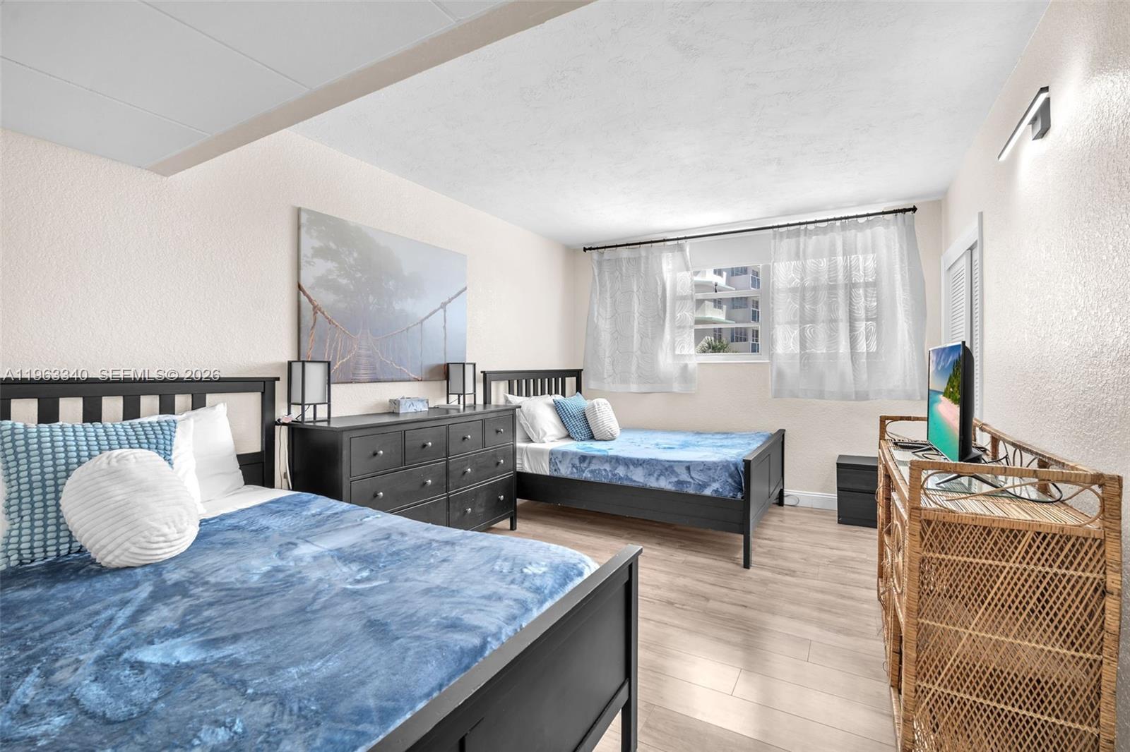 3801 S Ocean Dr 2w Property Photo 13