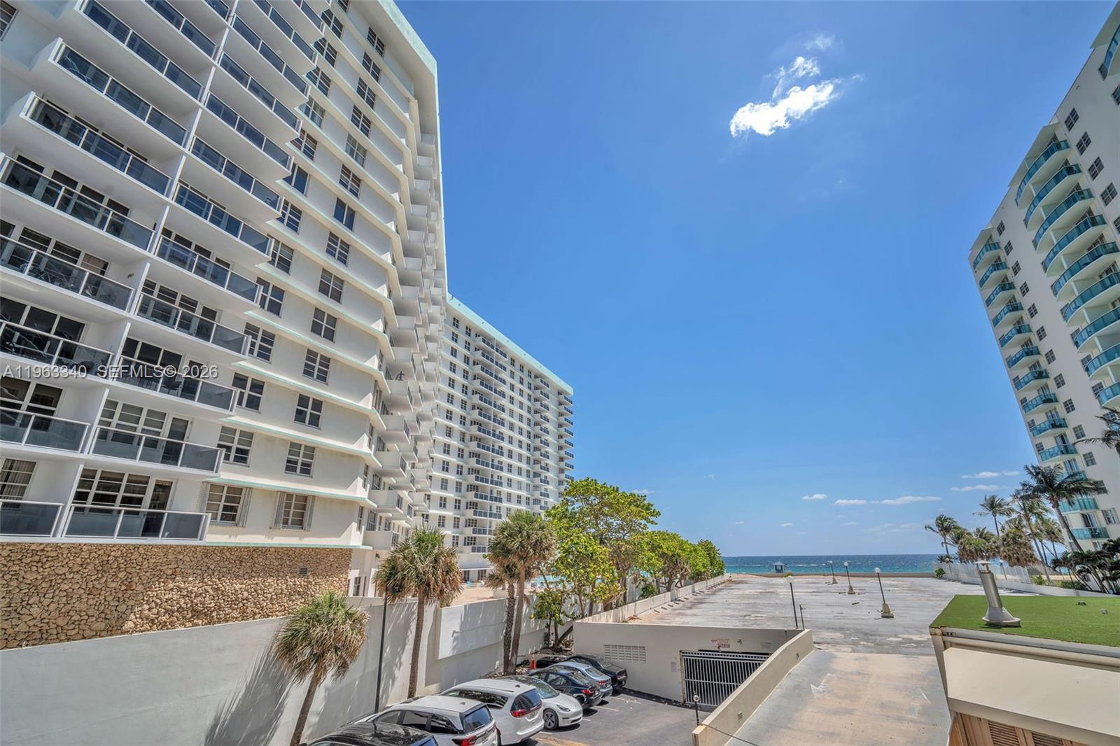 3801 S Ocean Dr 2w Property Photo 21