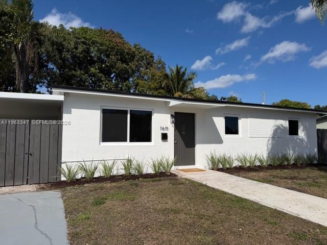 11615 SW 142nd St Property Photo 1