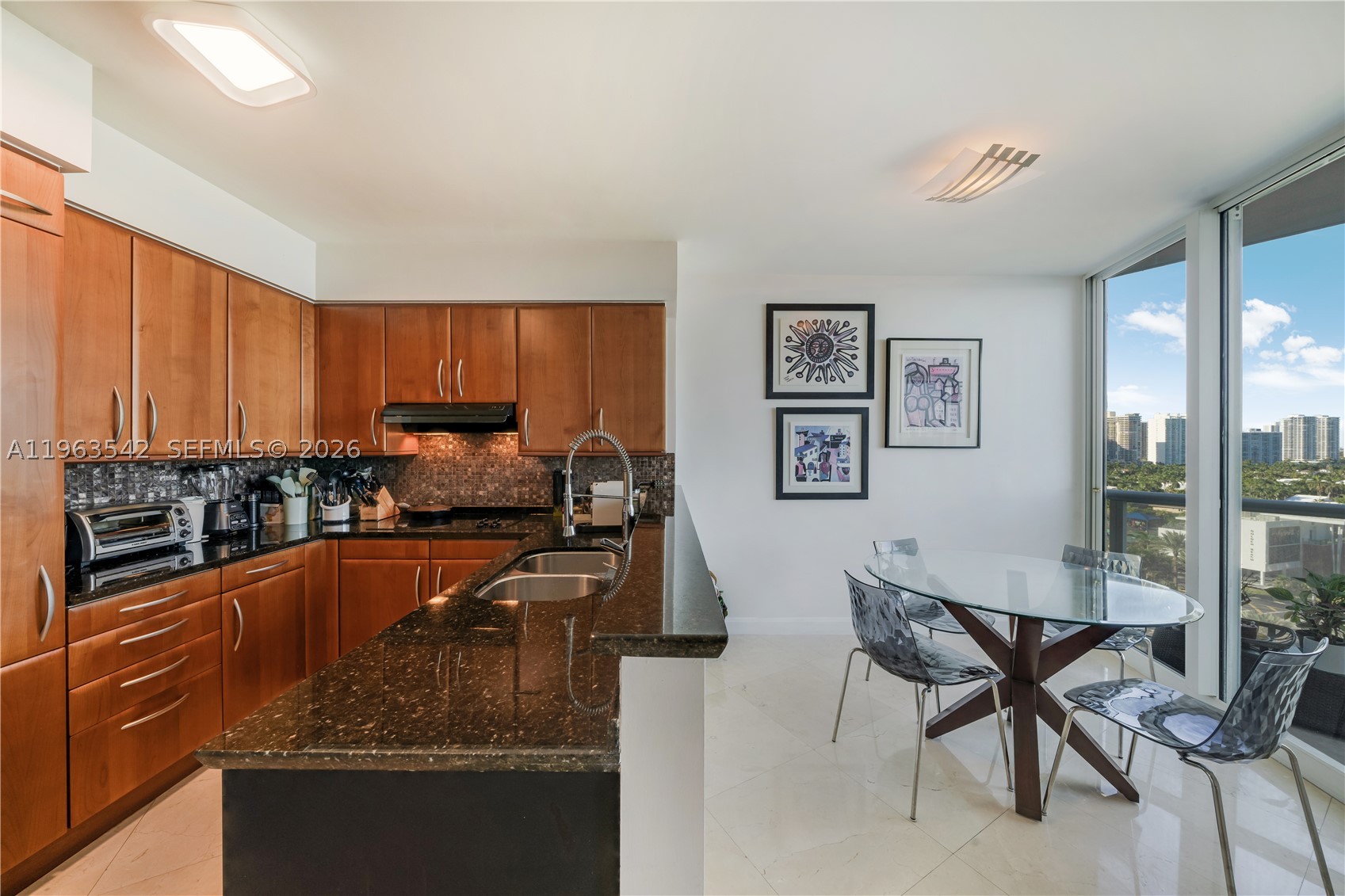 19333 E Collins Ave 1202 Property Photo 14
