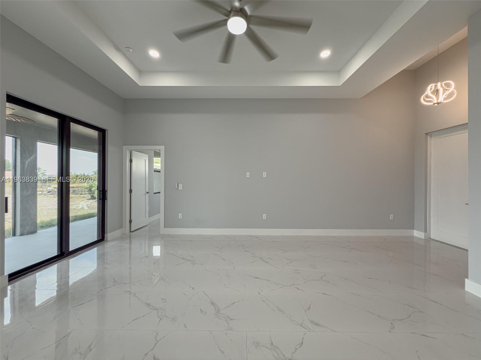 417 Paddock St Property Photo 13
